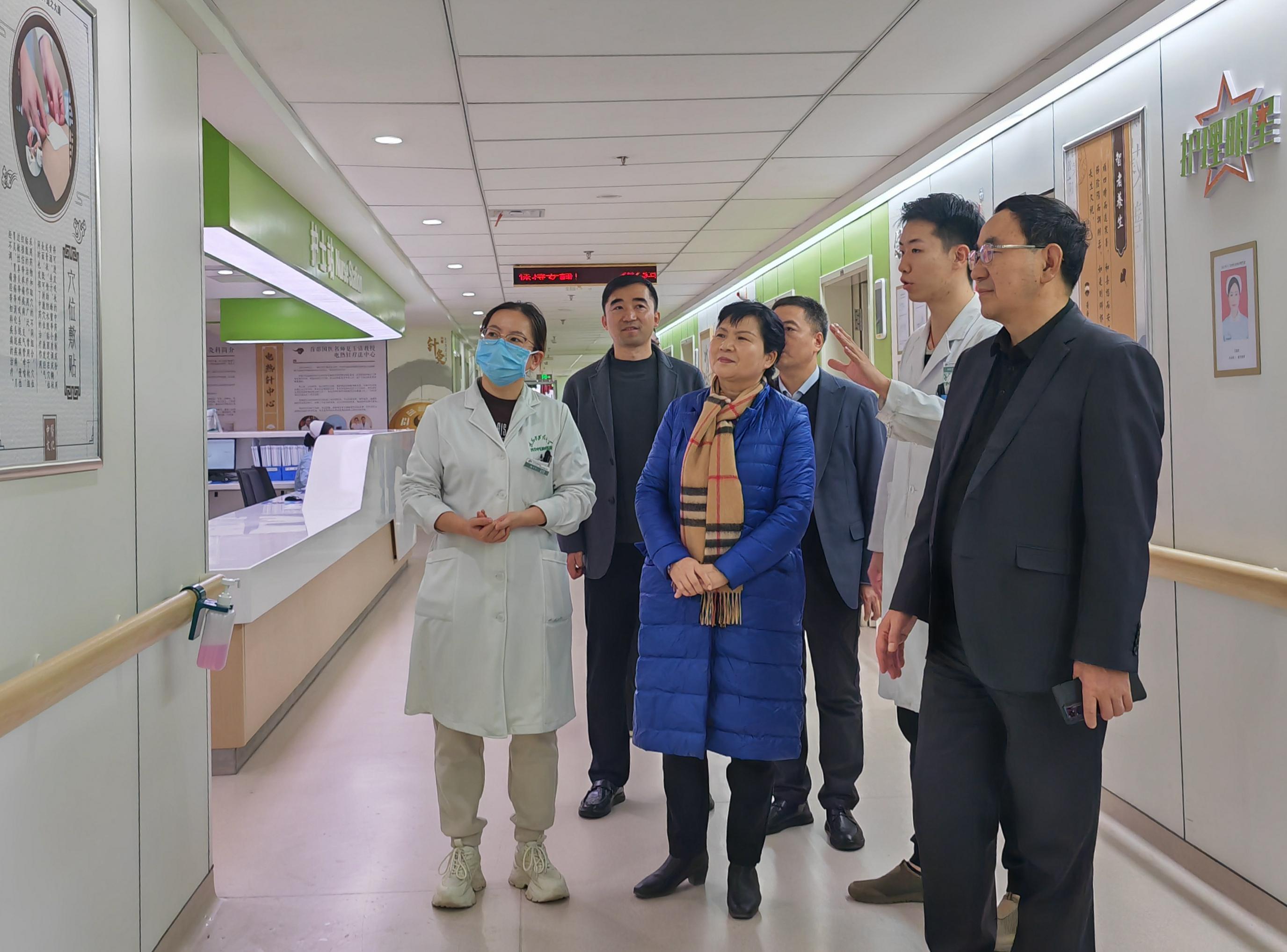 陕西省科学技术厅莅临西安中医脑病医院调研交流